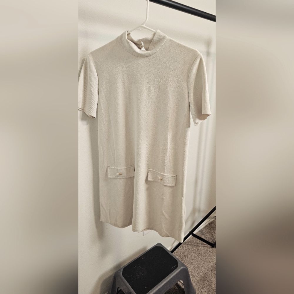 Zara dress size small